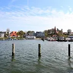 Bellevue - Panoramablick Auf Sund *