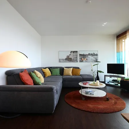 Apartment Bellevue - Panoramablick Auf Sund Altefahr